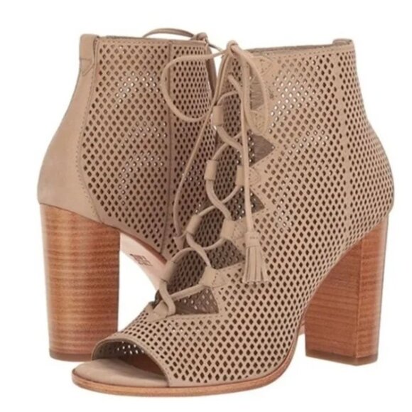 Frye Shoes - Frye Gabby Ghillie Perforated Peep Toe Heels Lace-Up 7.5
